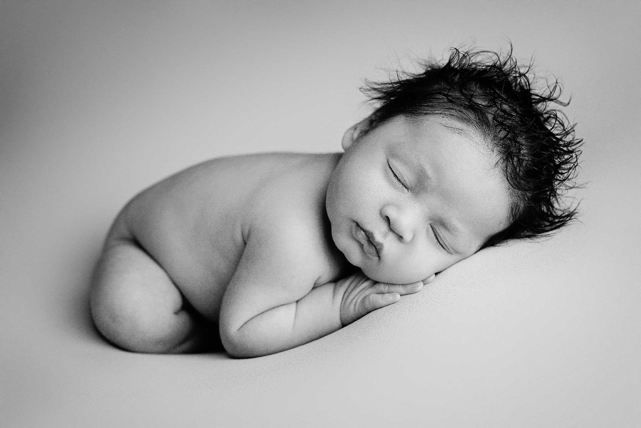 Newborn Photoshoot Excellence, Award-Winning Newborn Photography - Tiny Toes by Aggi Newborn Photoshoot Excellence, Award-Winning Newborn Photography - Tiny Toes by Aggi